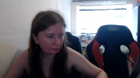 Snapshot of jenisandpeter chatting on 07/20/26, 10:50 JenisAndPeter online show from 07/20/26, 10:50