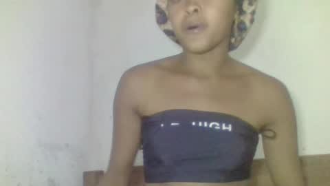 Snapshot of jenisca123 chatting on 08/05/26, 05:27 jenisca123 online show from 08/05/26, 05:27