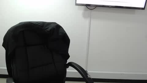 Snapshot of jenn_cg chatting on 01/06/26, 09:18 jenn online show from 01/06/26, 09:18