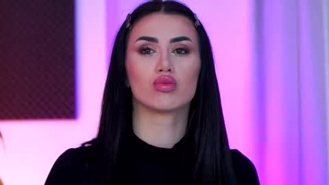 jenna_day online show from 11/24/25, 05:51