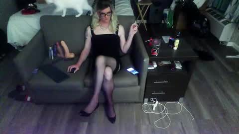 Snapshot of jennacd4life chatting on 04/11/26, 02:49 Jenna Cross online show from 04/11/26, 02:49