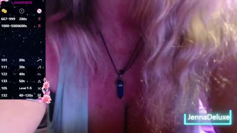 Snapshot of jennadeluxe chatting on 06/03/26, 06:02 Jenna online show from 06/03/26, 06:02