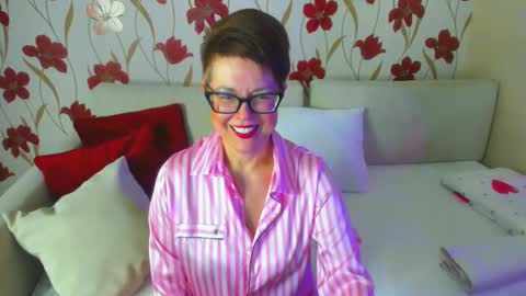 Jenn online show from 02/11/25, 10:59