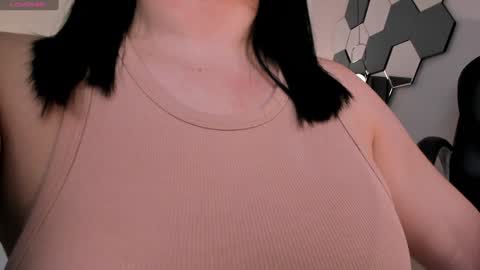 Snapshot of jennaolson chatting on 02/01/25, 06:19 Jenna Olson online show from 02/01/25, 06:19