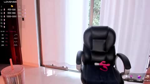 Snapshot of jennaolson chatting on 02/12/25, 06:40 Jenna Olson online show from 02/12/25, 06:40