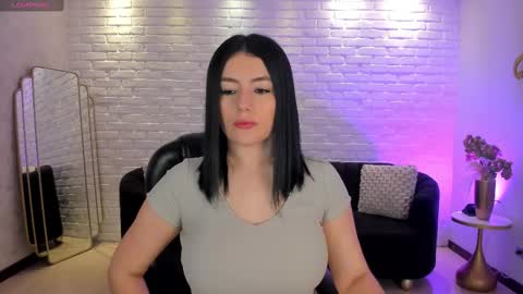 Snapshot of jennaolson chatting on 02/28/25, 12:31 Jenna Olson online show from 02/28/25, 12:31