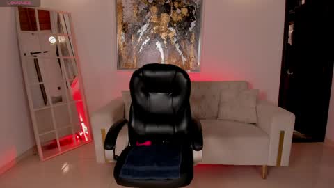 Jenna Olson  online show from 04/21/26, 10:10