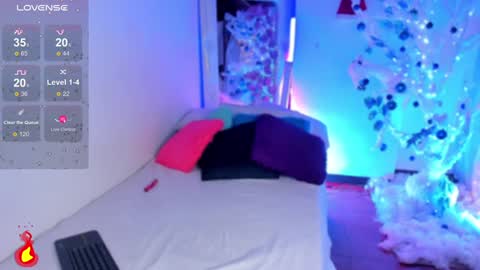 follow me in me  IG jenndy971 online show from 12/20/24, 03:36