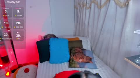 follow me in me  IG jenndy971 online show from 01/28/25, 02:53