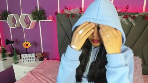 Jenner online show from 12/20/24, 04:42