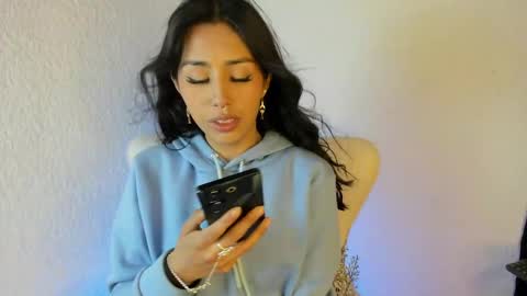 Jenner online show from 12/24/24, 03:27