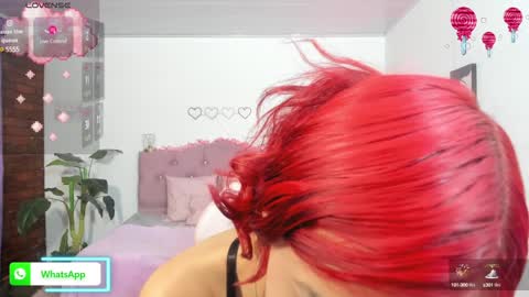 Snapshot of jenner_tay chatting on 12/15/24, 03:53 jenner online show from 12/15/24, 03:53