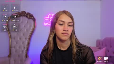 Snapshot of jenner_tay chatting on 06/18/26, 02:01 jenner online show from 06/18/26, 02:01