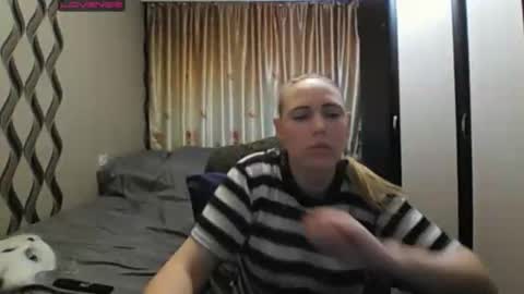 JenniDeep online show from 04/22/26, 11:06