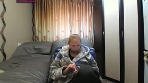 JenniDeep online show from 05/28/26, 12:02