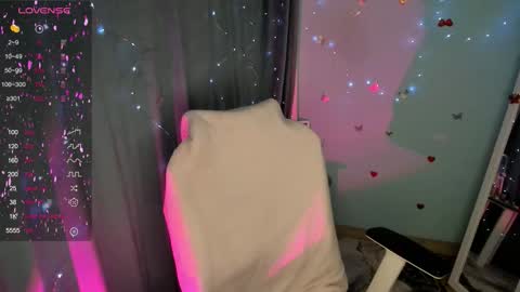 Jennie online show from 11/18/25, 10:14