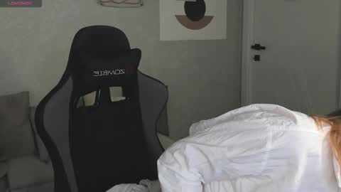 Jennie online show from 12/18/25, 09:48