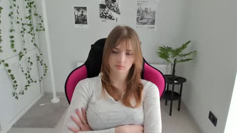 Karla online show from 04/22/26, 12:18