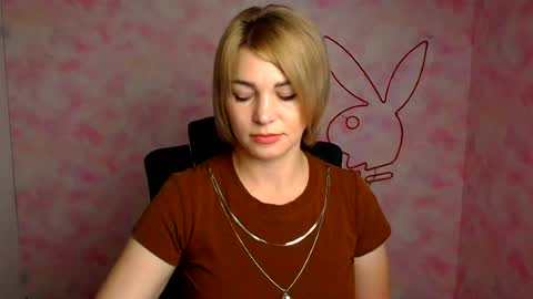 Snapshot of jennifer_cuttie chatting on 07/10/26, 05:45 Jennifer online show from 07/10/26, 05:45