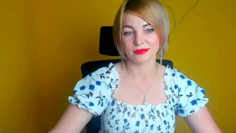 Snapshot of jennifer_cuttie chatting on 07/11/26, 11:57 Jennifer online show from 07/11/26, 11:57