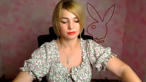 Snapshot of jennifer_cuttie chatting on 07/13/26, 11:57 Jennifer online show from 07/13/26, 11:57