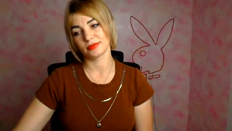 Snapshot of jennifer_cuttie chatting on 07/24/26, 06:00 Jennifer online show from 07/24/26, 06:00