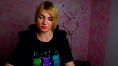 Snapshot of jennifer_cuttie chatting on 07/27/26, 11:50 Jennifer online show from 07/27/26, 11:50