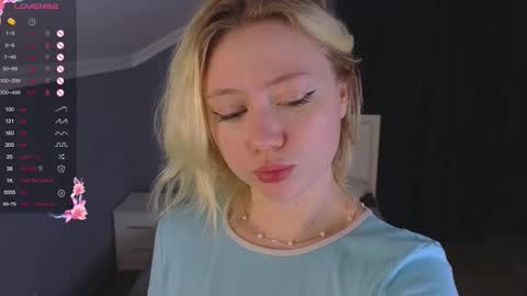 jennifer_mathis online show from 10/29/25, 06:31