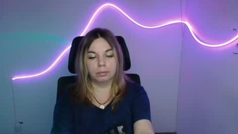 Jennifer online show from 09/30/25, 06:07