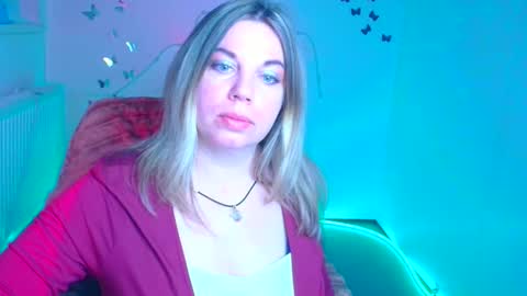 Jennifer online show from 04/21/26, 06:23