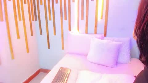 Snapshot of jennifer_vega1 chatting on 09/15/25, 09:15 Jennifer vega  online show from 09/15/25, 09:15