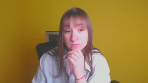 Jennifer online show from 02/06/25, 10:04