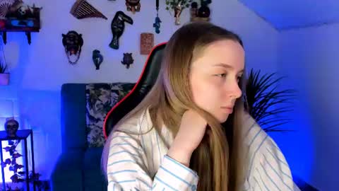 Jennifer online show from 06/15/26, 03:03