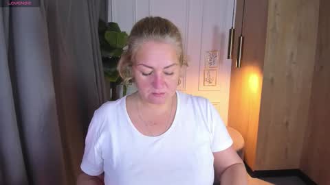 Jennifer online show from 10/12/25, 03:00