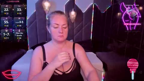 Jennifer online show from 11/10/25, 02:54