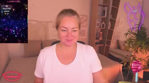 Jennifer online show from 11/24/25, 08:19