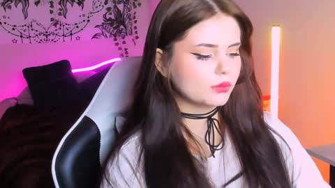 Jenni online show from 12/01/24, 04:29