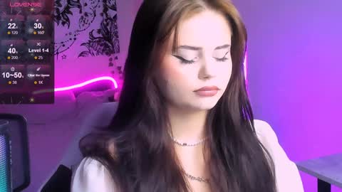 Jenni online show from 12/22/24, 06:15