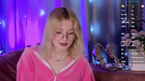 Snapshot of jenny_bunny_ chatting on 01/09/25, 04:30 jenny_bunny_ online show from 01/09/25, 04:30