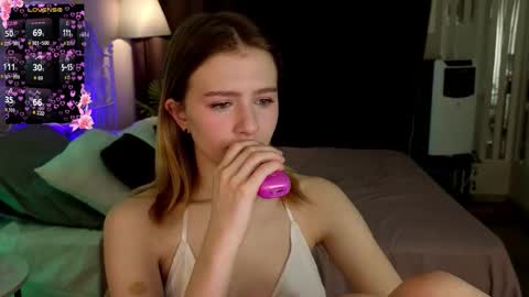 jenny_bunny_ online show from 03/15/26, 01:33