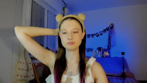 Snapshot of jenny_cox_love chatting on 12/30/24, 07:11 Jennifer Jenny Darling   online show from 12/30/24, 07:11