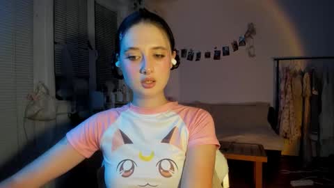 Snapshot of jenny_cox_love chatting on 09/23/25, 06:11 Jennifer Jenny Darling   online show from 09/23/25, 06:11