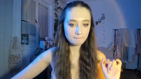 Snapshot of jenny_cox_love chatting on 10/04/25, 06:28 Jennifer Jenny Darling   online show from 10/04/25, 06:28