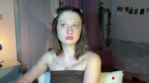 Snapshot of jenny_cox_love chatting on 05/19/26, 06:36 Jennifer Jenny Darling online show from 05/19/26, 06:36