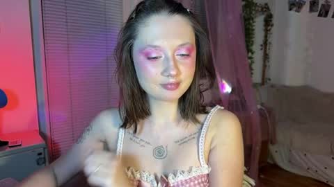 Snapshot of jenny_cox_love chatting on 05/28/26, 07:22 Jennifer Jenny Darling online show from 05/28/26, 07:22