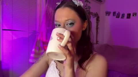 Snapshot of jenny_cox_love chatting on 06/20/26, 07:05 Jennifer Jenny Darling online show from 06/20/26, 07:05