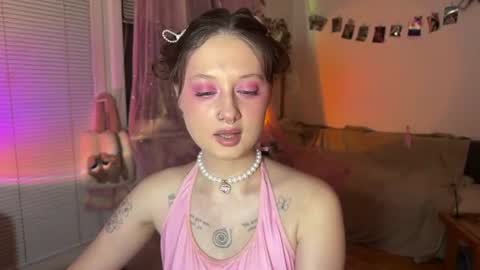 Snapshot of jenny_cox_love chatting on 07/19/26, 07:06 Jennifer Jenny Darling online show from 07/19/26, 07:06