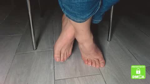 Jenny online show from 02/20/25, 02:13