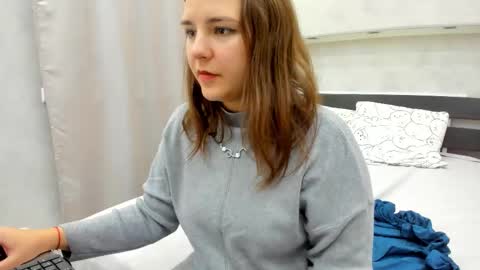 Jenny online show from 09/30/25, 12:37