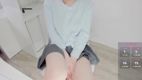 jenny_p2 online show from 10/18/25, 05:54